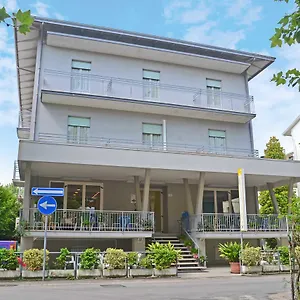 ** Hotel Ivana Italia